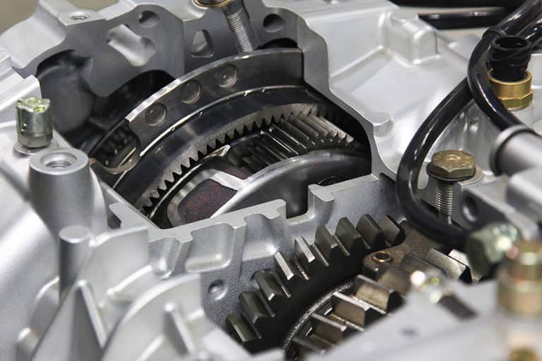 heavy-truck-gear-box-PW9XXC7