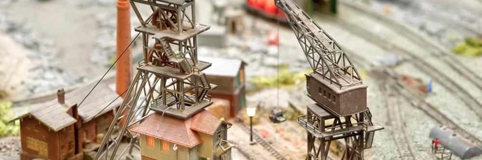 model-coal-mine-P3CNA98