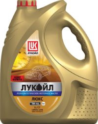 Масло моторное Лукойл ЛЮКС полусинтетическое 5/40 API SL/CF (5 л.)