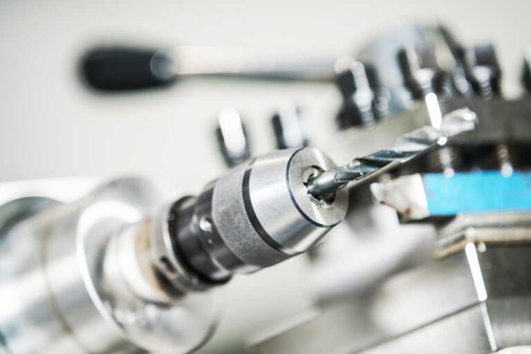 metalworking-drilling-machine Оптимальный выбор СОЖ для металлообработки